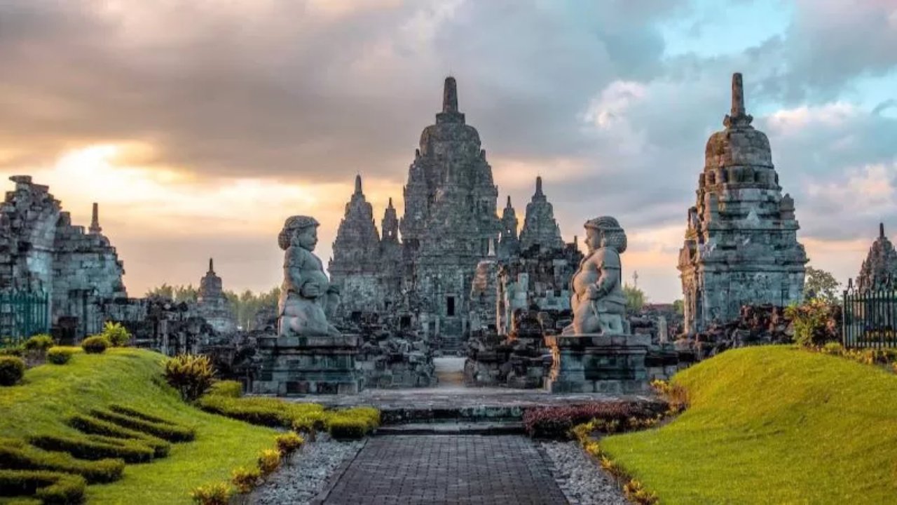 Galeri open trip yogyakarta Lelah bahagia