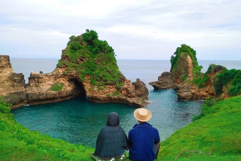 Tempat wisata lombok galeri lelah bahagia