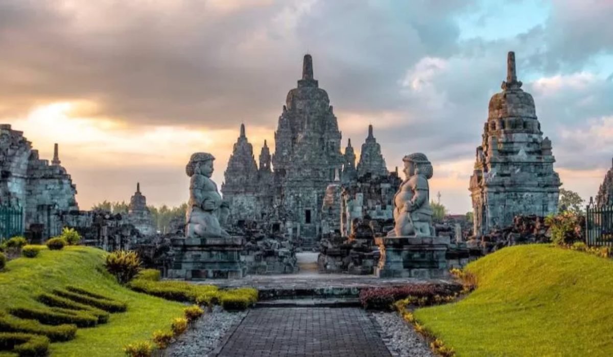 Galeri open trip yogyakarta Lelah bahagia