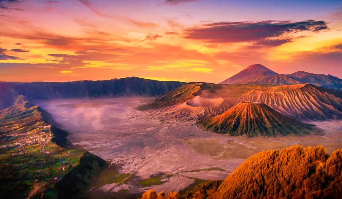 Panoramic Sunrise Bromo lelah bahagia galeri