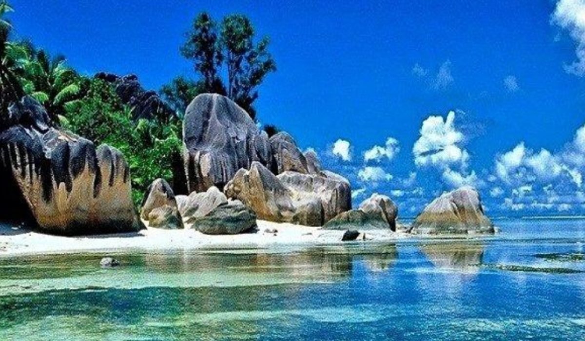 Pulau cantik di bangka belitung